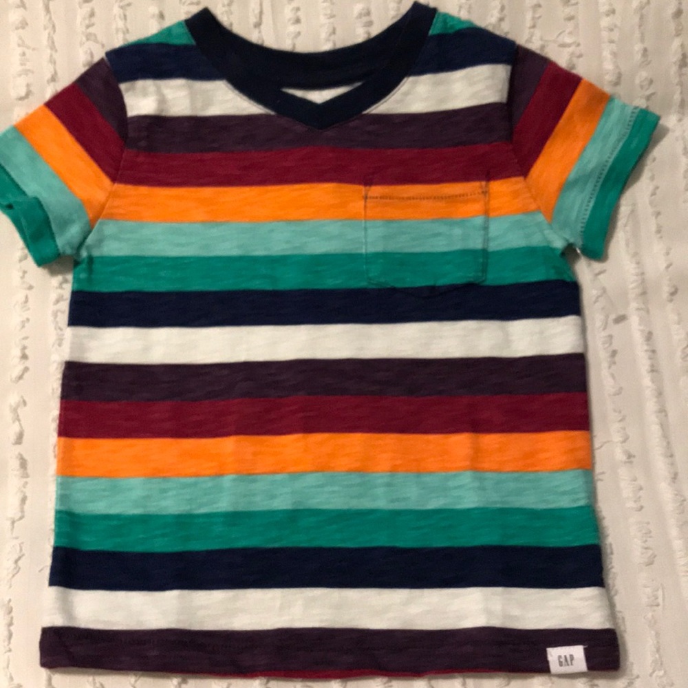 Toddler boys Gap tee
